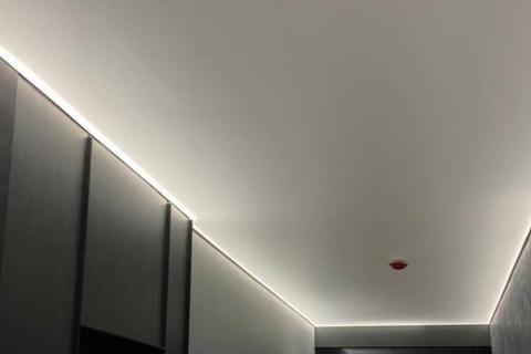 Полупрозрачный потолок